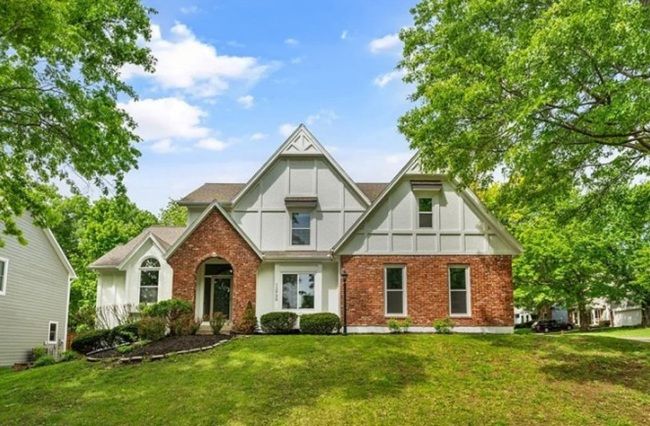 5489 South Kings Highway