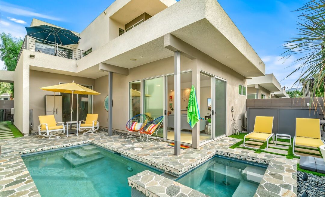 2823 S Palm Canyon Dr.