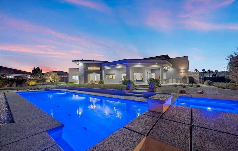 Luxury Estate With Endless Possibilities Create Your Dream Lifestyle Without Any Restrictions