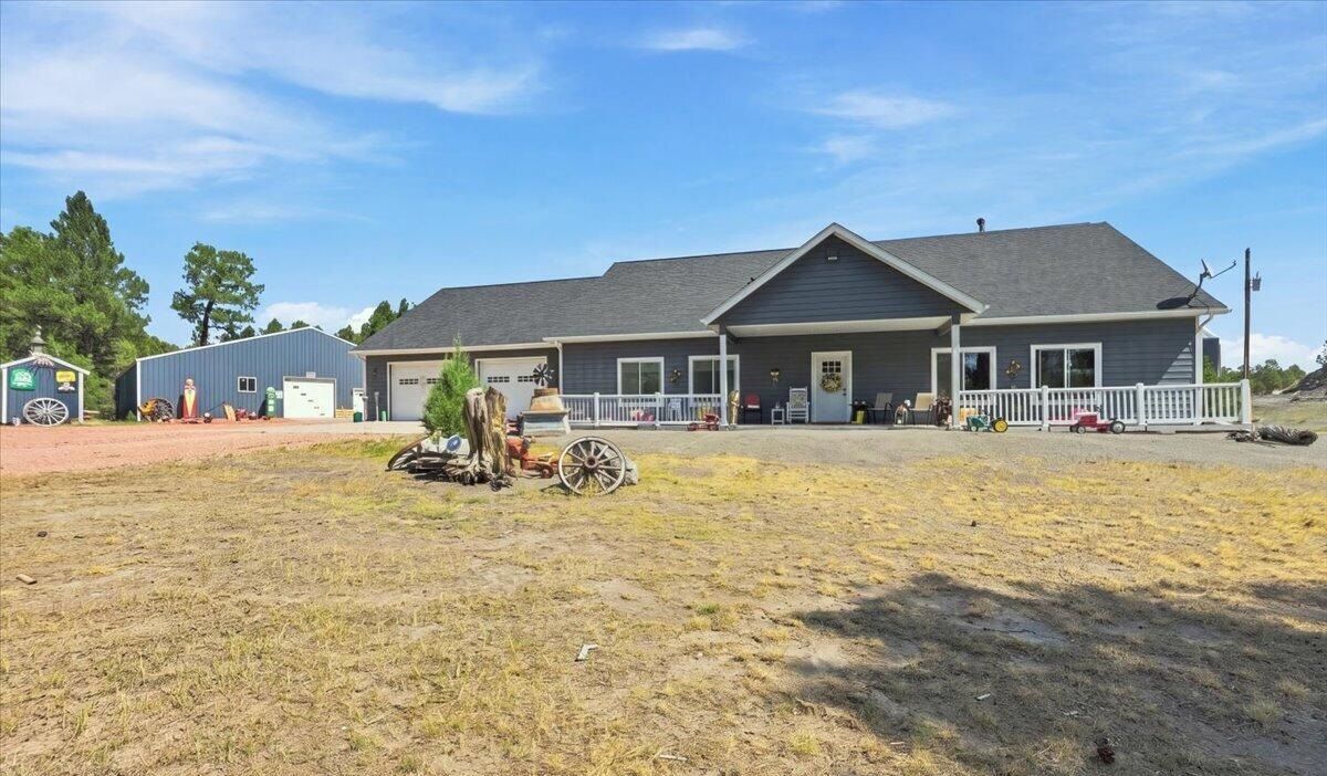 Expansive Home, Shop And Acreage