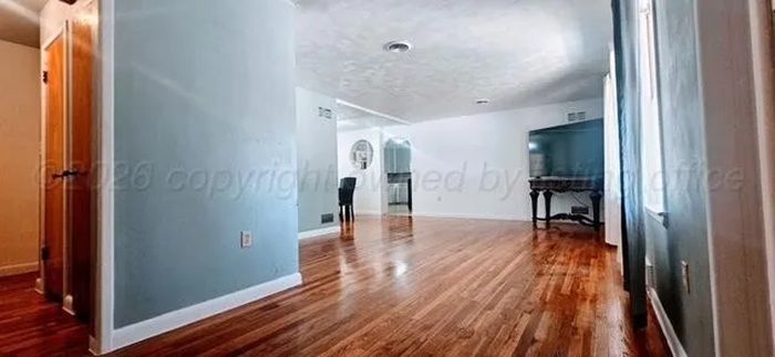 property-image-2