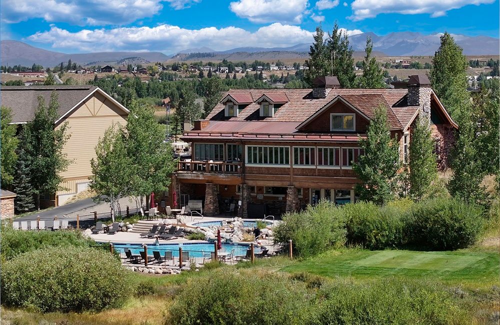 Grand Elk Golf Course: Premium Views From This End-unit Townhome At 134 Eagle Ridge Drive