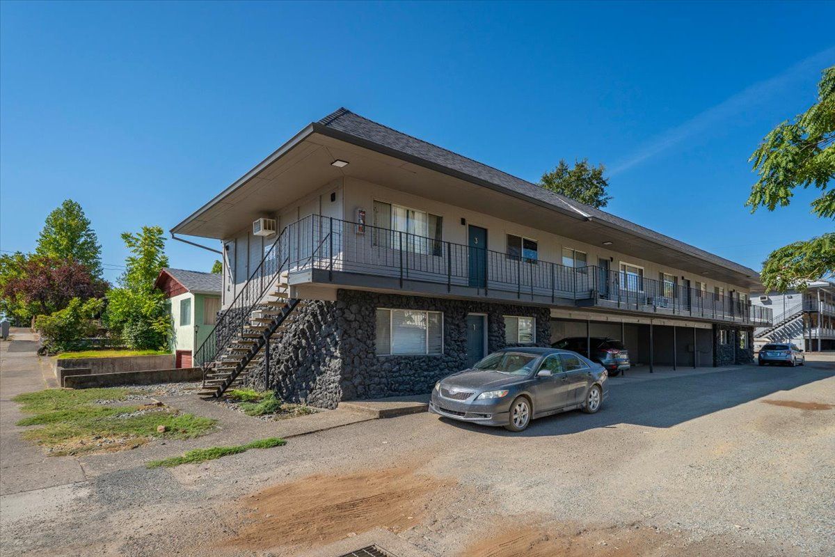 1114 Orange Ave