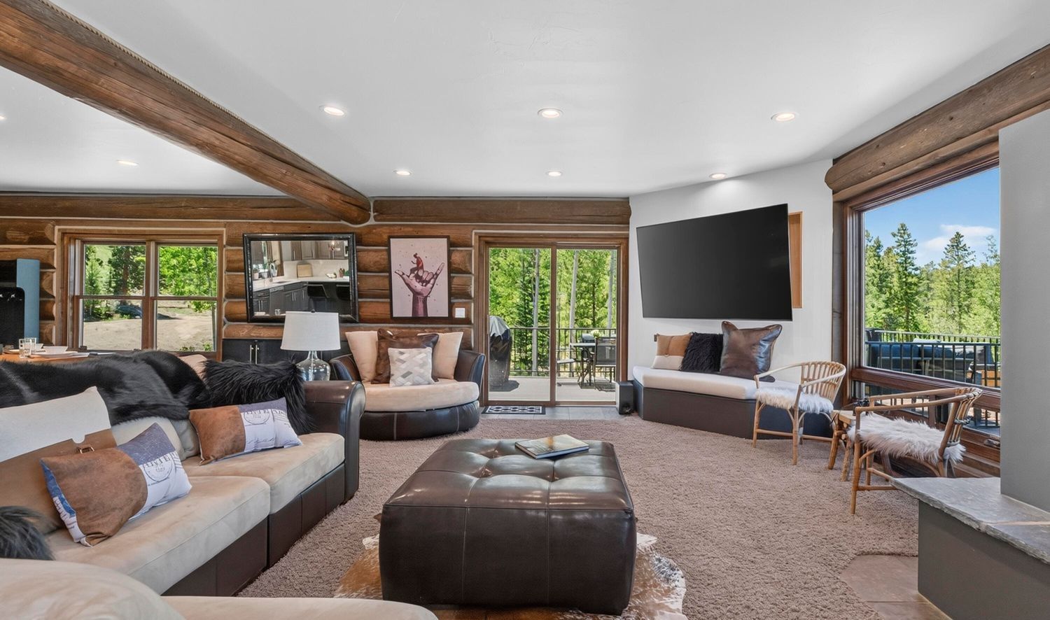 Private Mountain Retreat With Breathtaking Meadow & Peak Views