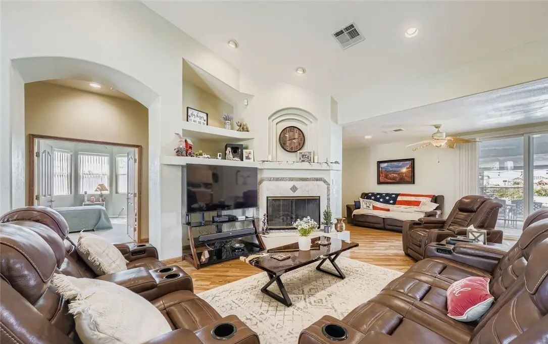 property-image-2