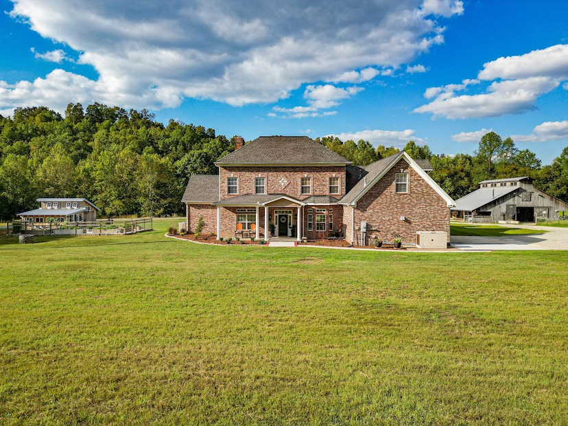 144 Abberly Ln