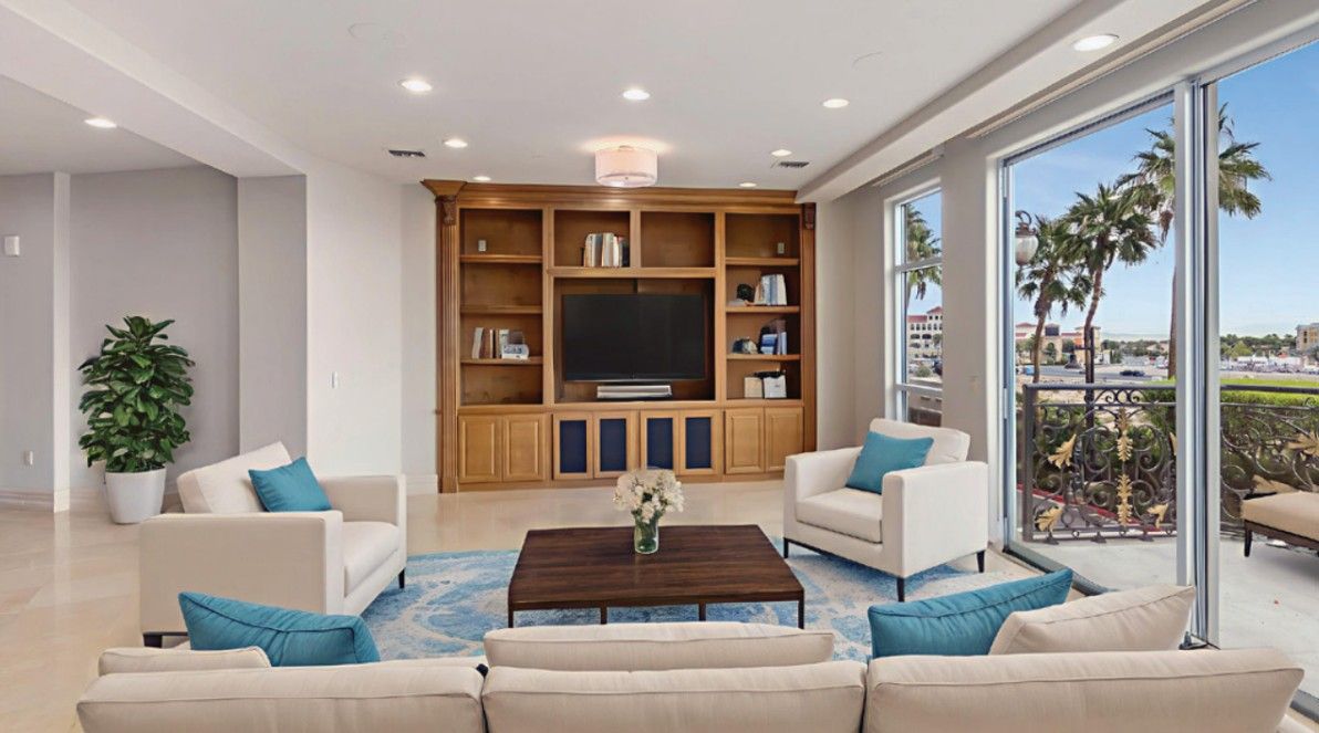 9101 Alta Drive #16