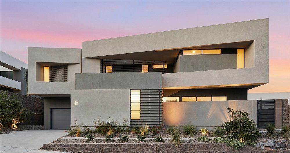 Modern Lakeside Elegance