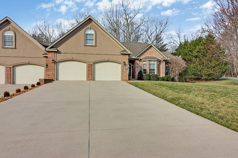 Glastowbury Pointe Townhomes