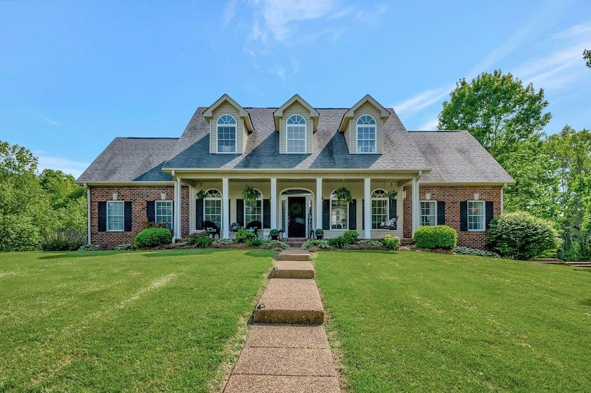 Southern Charm Meets Private Luxury