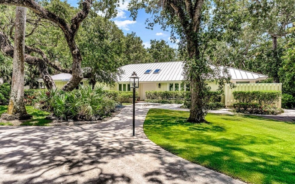 Charming Pool Home In Ocean-To-River Gated Community