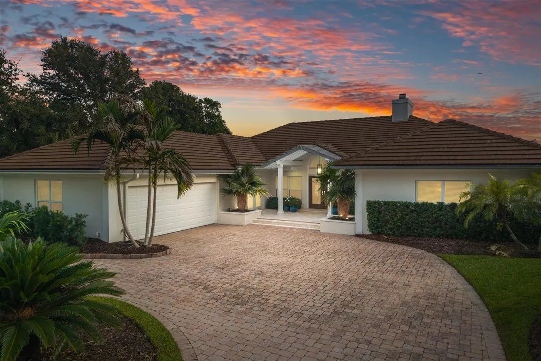 29 Cache Cay Drive