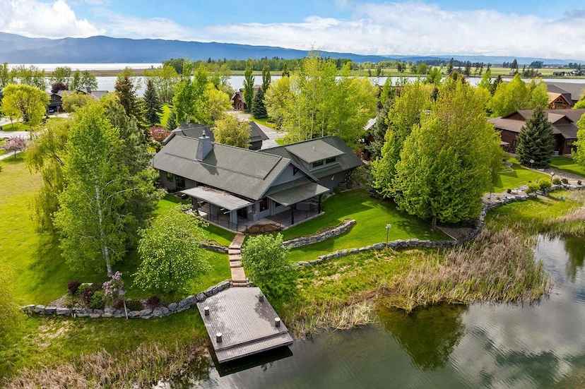 Waterfront Luxury & Mountain Serenity