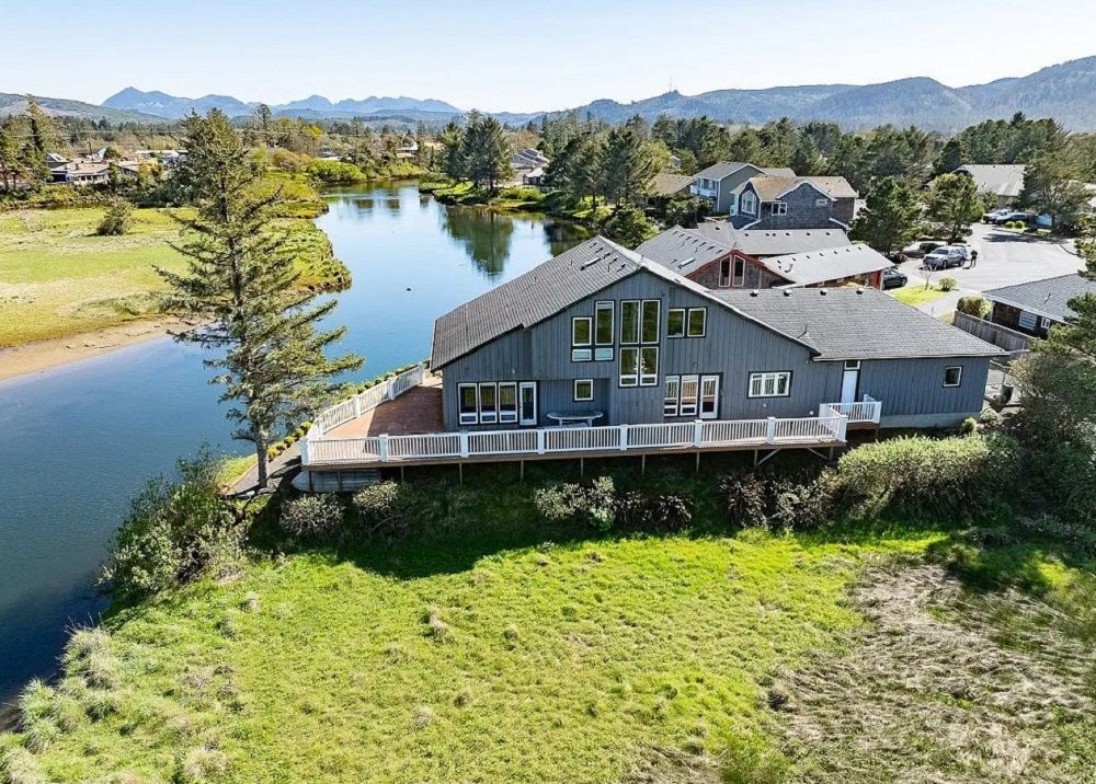 Riverfront Custom Home In Seaside, Oregon