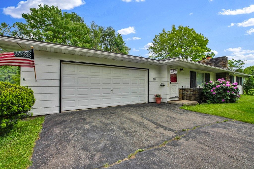 210 Plaza Rd