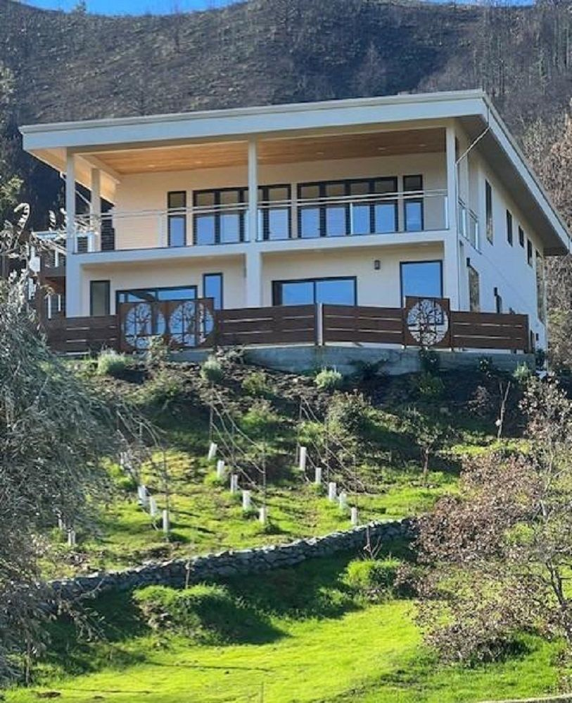 Luxury Living With Stunning Views