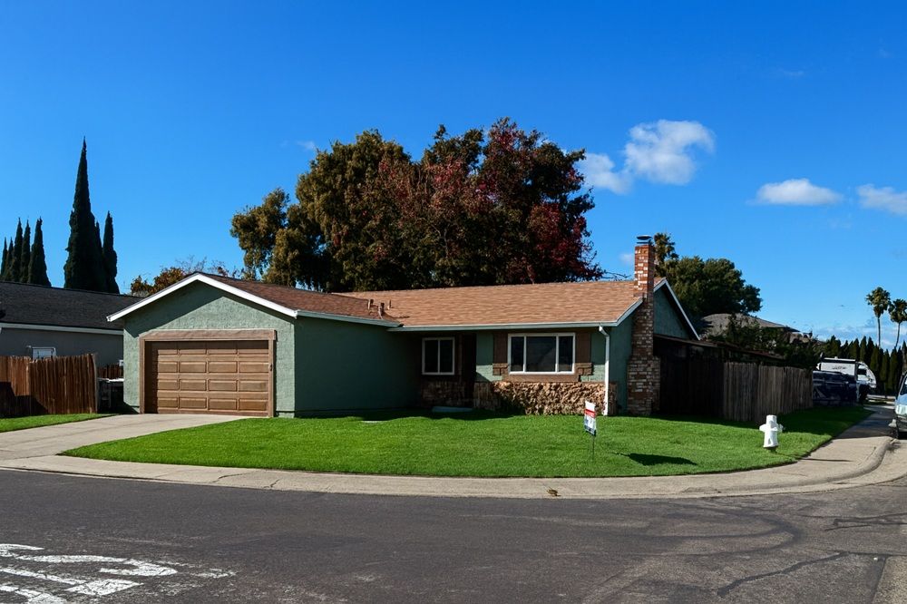 540 Coot Lane