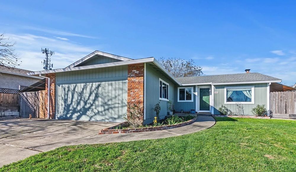 17 Amador Circle