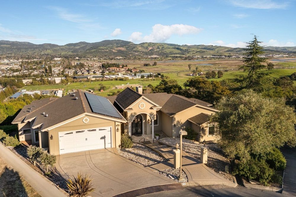Exceptional Residence