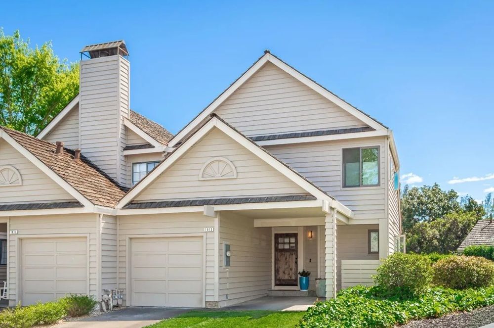 1913 Hopper Way