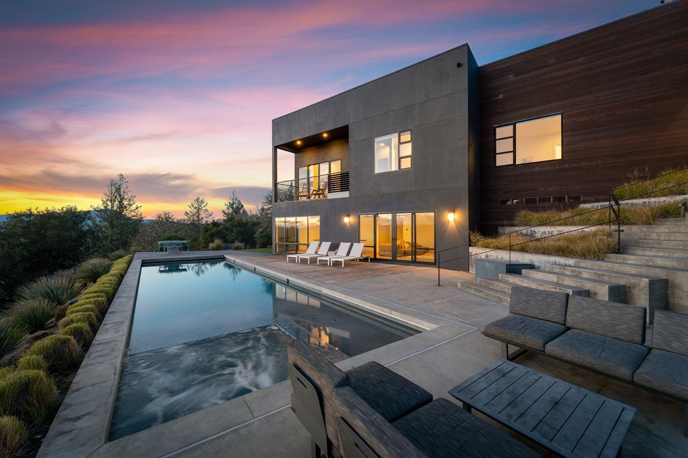 9224 CAROLS VIEW LANE