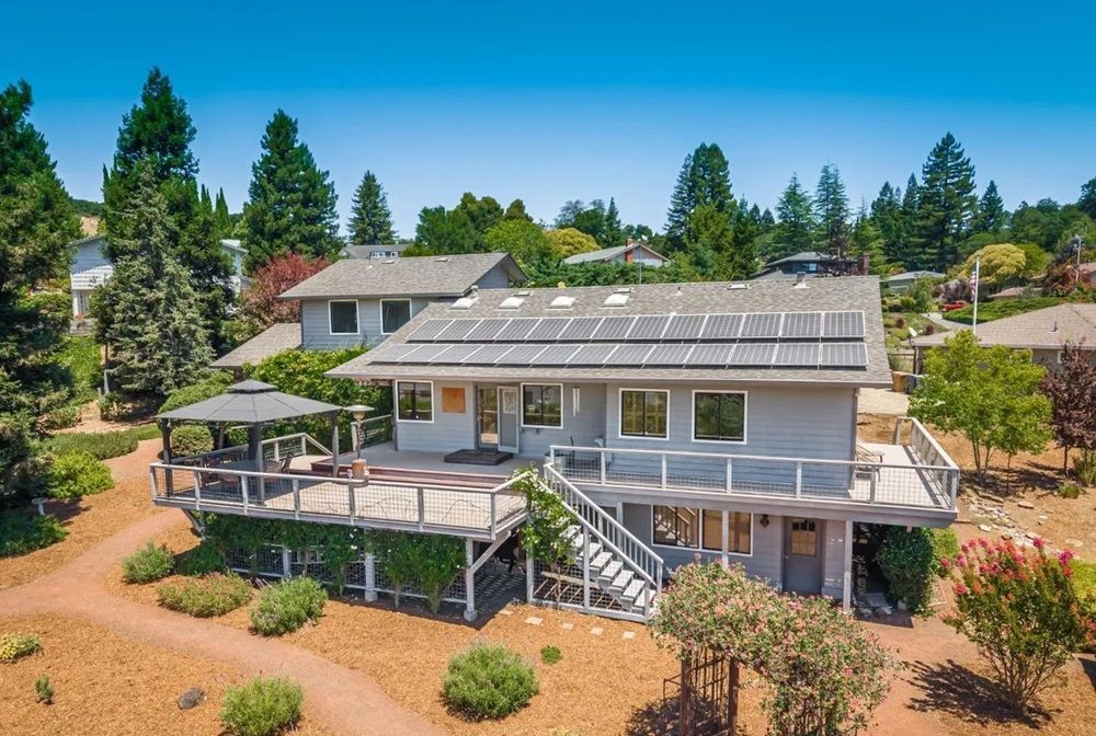 1133 Stanford Court