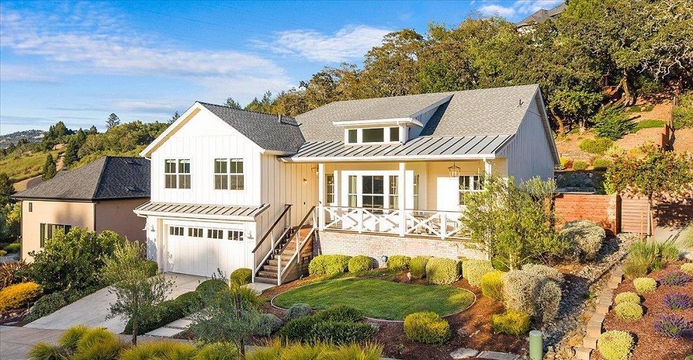 3772 Cross Creek Circle