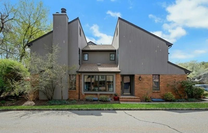 21 Shelley Pl