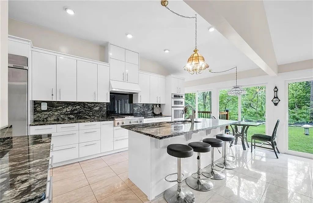 property-image-3