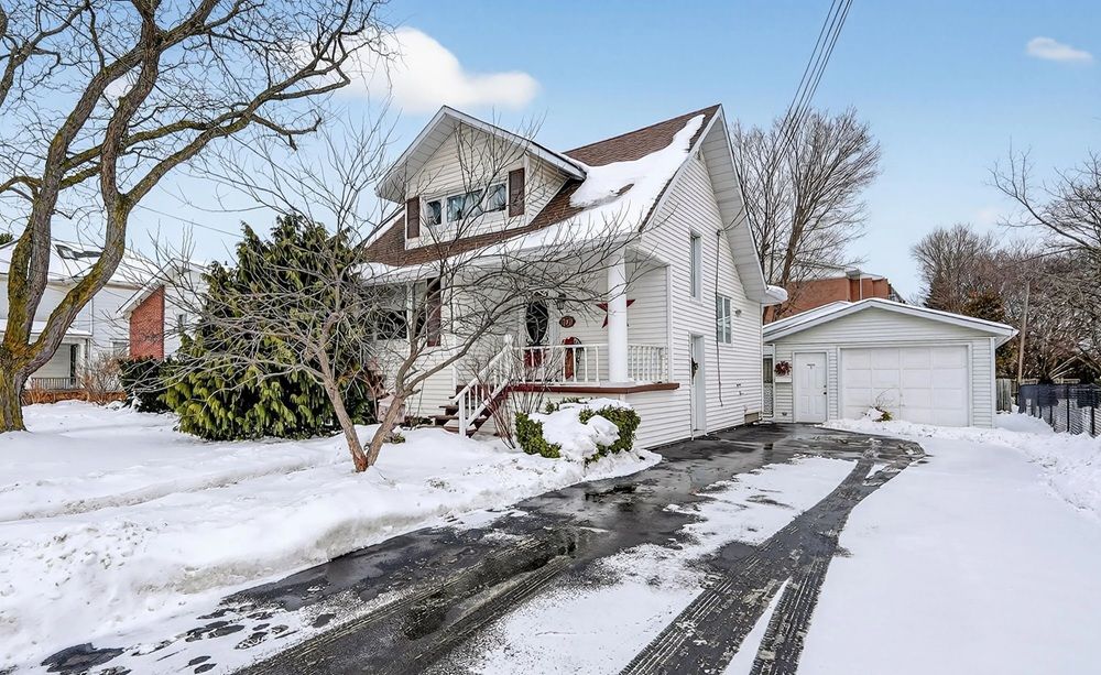 Feature Home