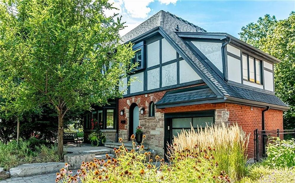 3 Oakwood Place