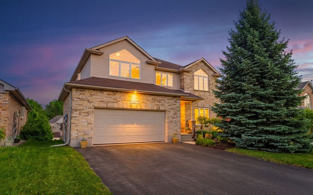 822 Birchmount Drive