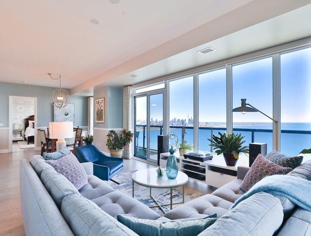 Panoramic Waterfront Corner Unit