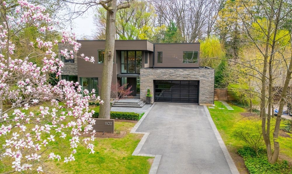 Oakville Luxury | Pool | Custom Built
