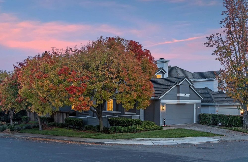 1301 Strawberry Ct