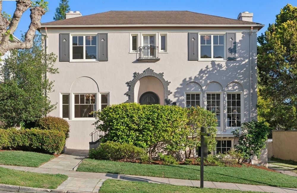 1021 Longridge Road