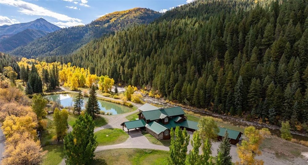 A Private Colorado Mountain Retreat