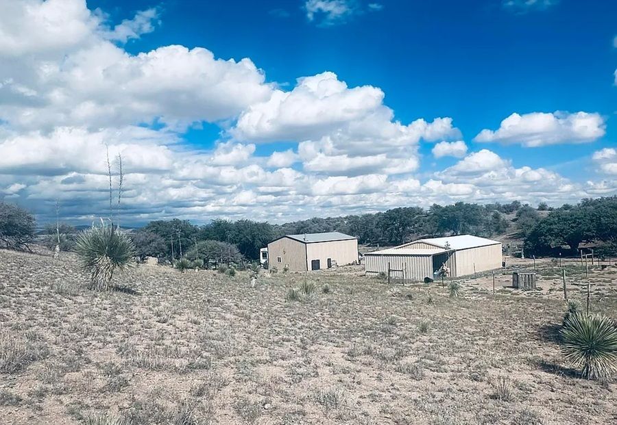 250 Salars Rd