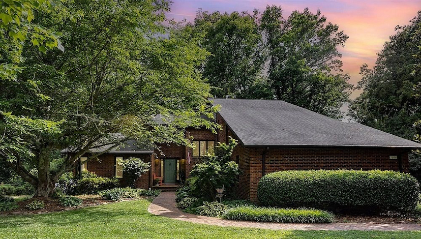 3004 Vernell Ln