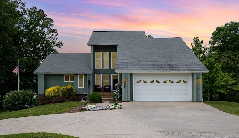 3005 Vernell Ln
