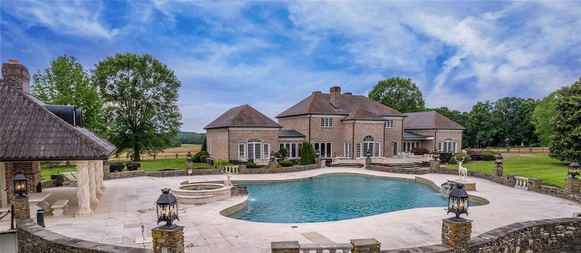 1100 Glen Oaks Dr