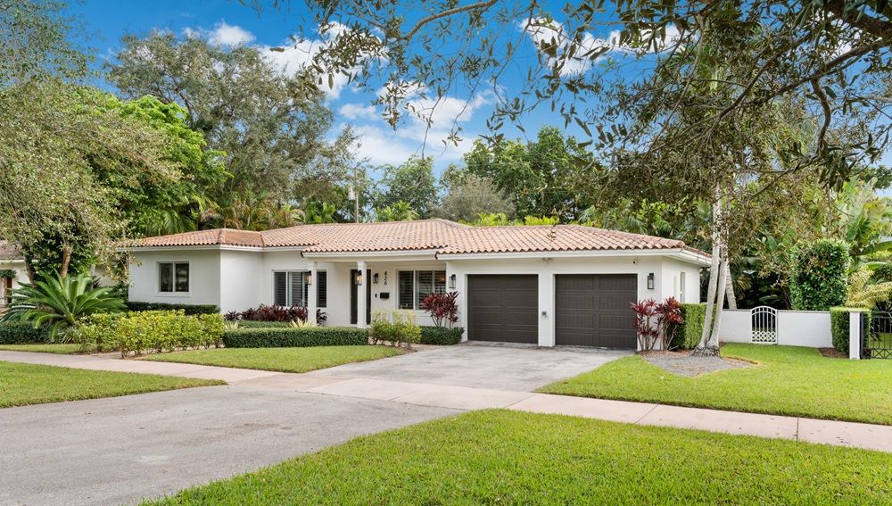 Modern Luxury In Coral Gables’ Coveted Riviera