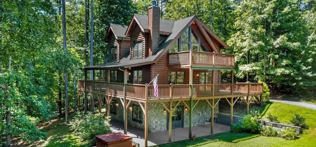 447 Hidden Lake Pkwy