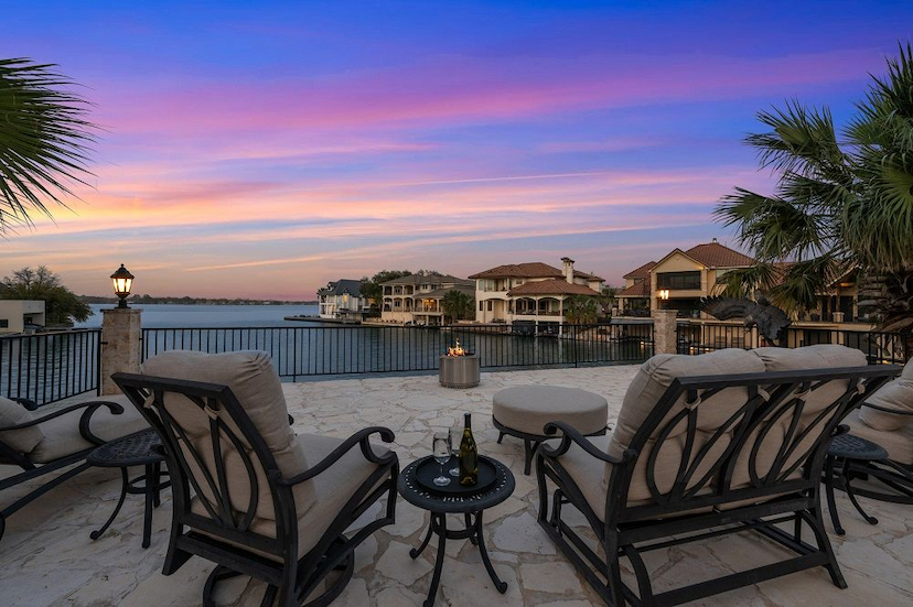 Welcome To The Texas Riviera. Elegant Waterfront Estate On Constant Level Lake Lbj