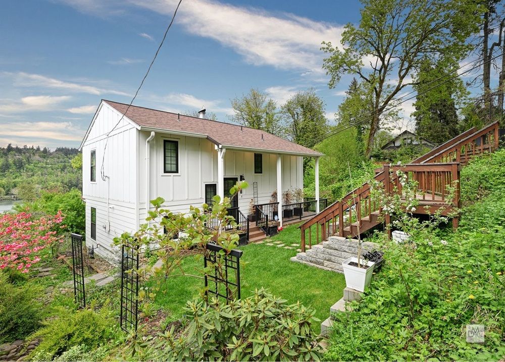 Nature & History Align In One Of Oregon City’s Most Treasured Places!