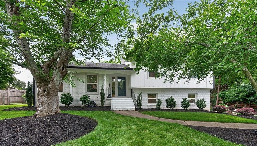 1910 Wensley Drive
