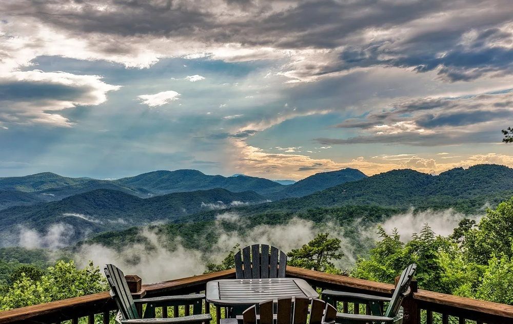 Breathtaking Mountain Living