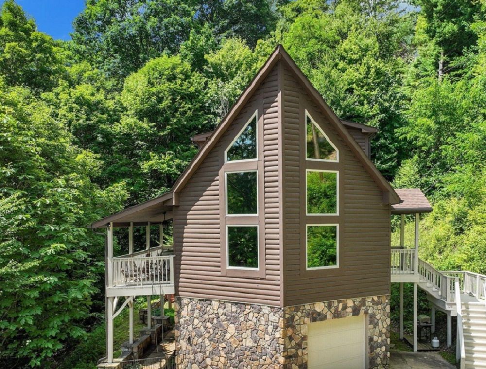 Luxurious Mountain Views