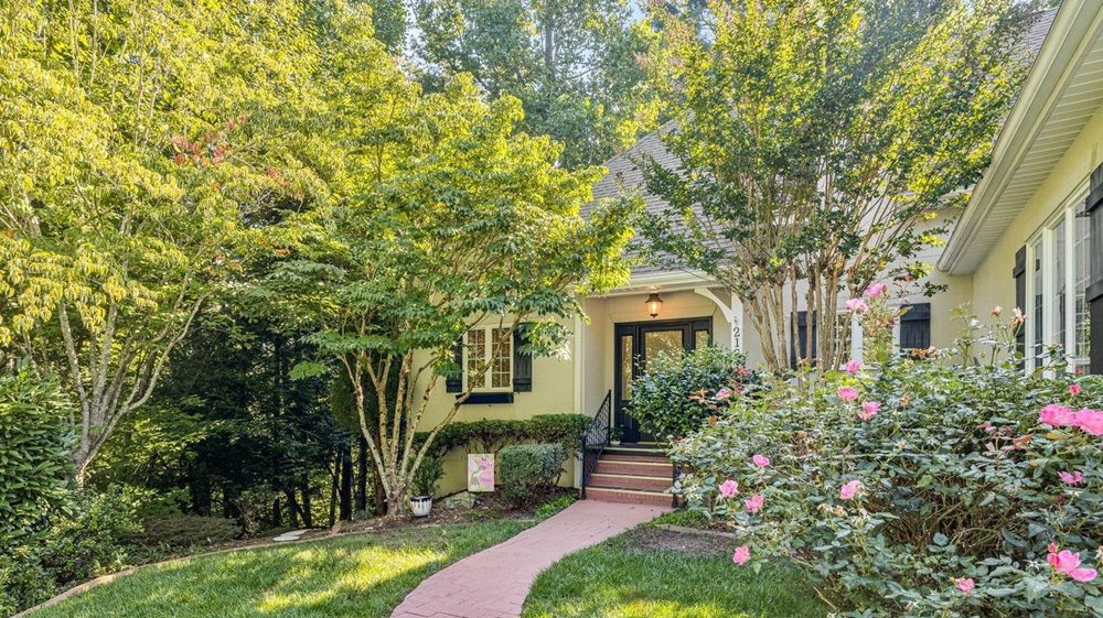 212 Carriage Springs Way