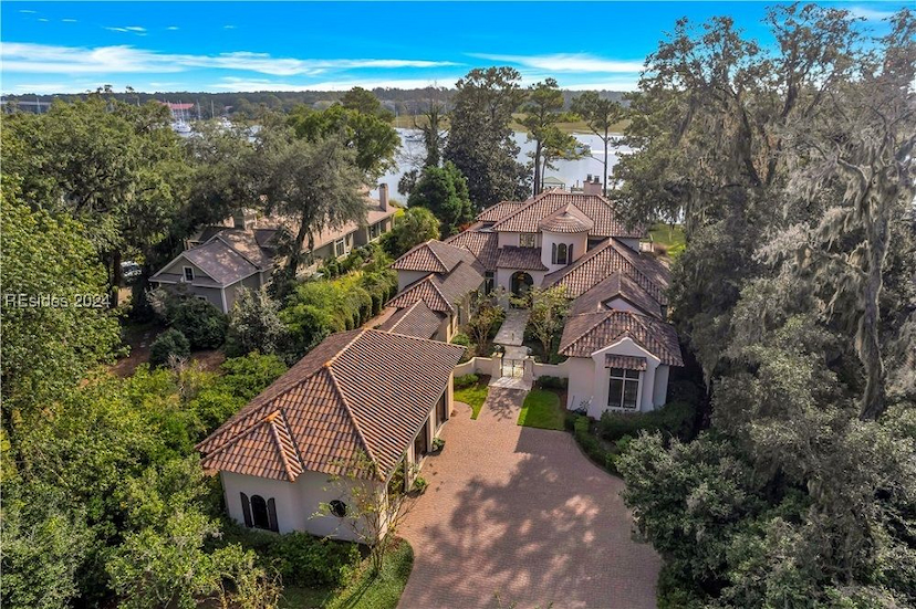 20 Widewater Rd